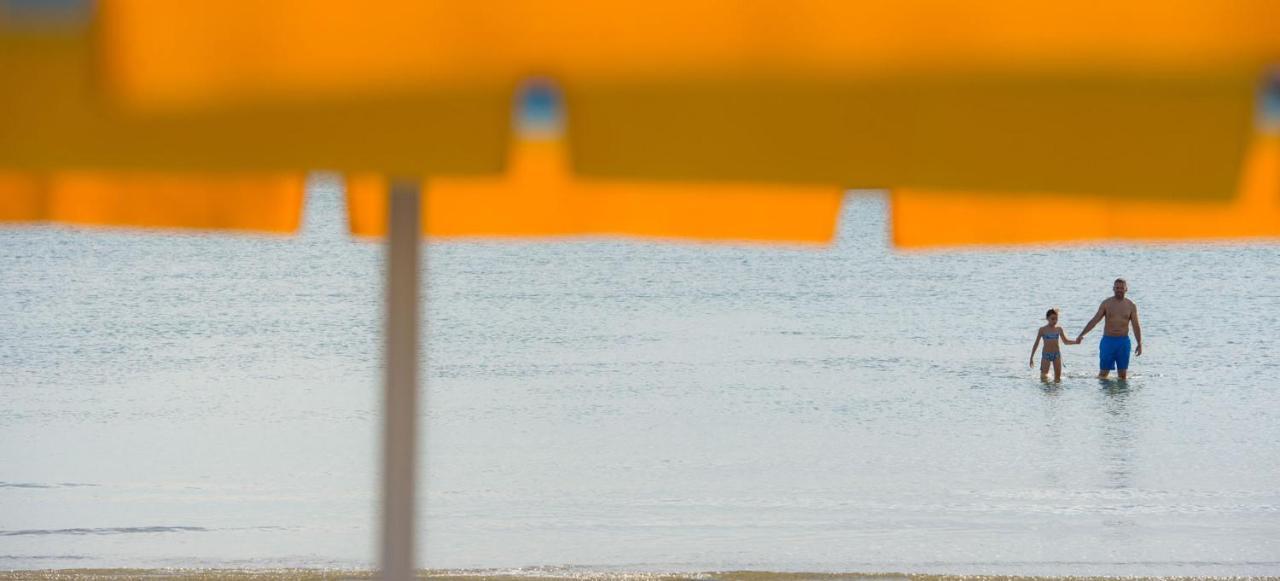 Hotel New Castle Cesenatico Luaran gambar