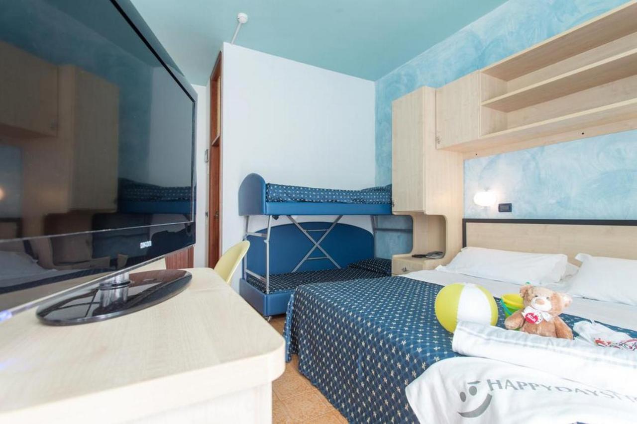 Hotel New Castle Cesenatico Luaran gambar
